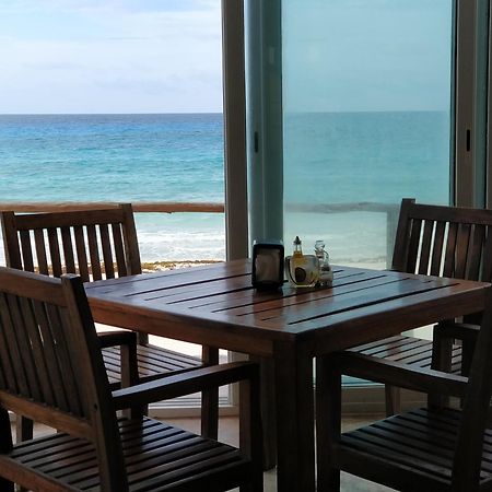 Ocean Front Suite, Balcony, Kitchen. Cancún Eksteriør billede